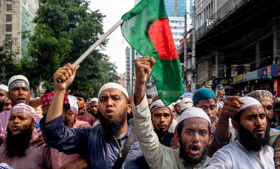 Artikelbild för artikeln: Muslimer protesterar mot ny medborgarskapslag